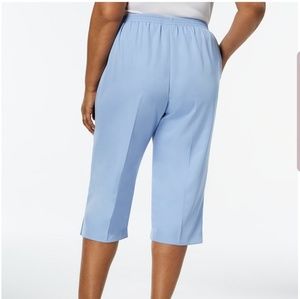 Alfred Dunner Pull On Capri Pants Size 16